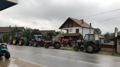 Ratari blokirali put od Pančeva ka Beogradu