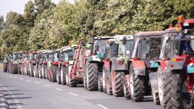 Poljoprivrednici: Ponovo blokade zbog mleka