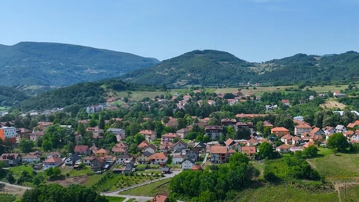 Šta u Lučanima očekuju pred lokalne izbore? "Ako Bog da - da se zaposlim u fabrici" (VIDEO)