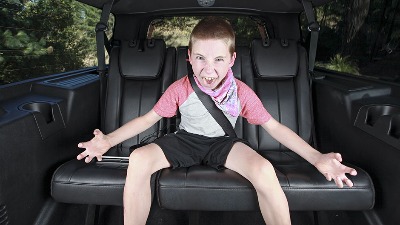 Profesor izračunao za koliko deca "podivljaju" u autu
