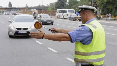 Uskoro novi zakon o saobraćaju: Uvode se NAJSTROŽE KAZNE, a jedan predlog izaziva ŽESTOKE POLEMIKE