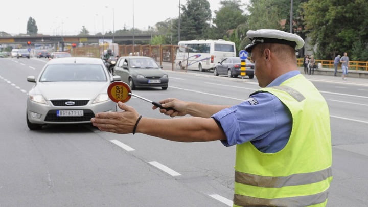 Velika promena uskoro na srpskim putevima: Vozači, spremite se - pljuštaće KAZNE