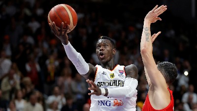 Crnogorci RAZBIJENI: Svetski prvak pokazao moć na startu EP