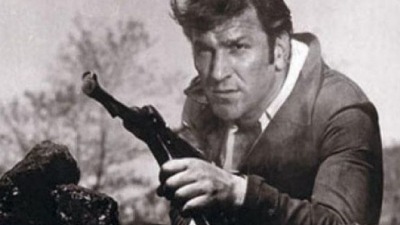 "Nije ni čudo što Valtera obožava milijardu Kineza": Bata Živojinović sa šmajserom u kući Velikog brata