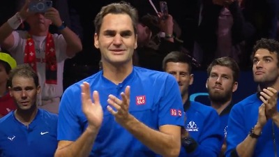 Poraz i suze za kraj karijere Rodžera Federera