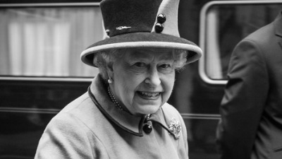Umrla britanska kraljica Elizabeta II
