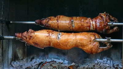 Skočile cene pečenja, salata, alkoholnih pića...
