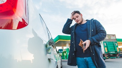 Gorivo u Srbiji skuplje nego u Hrvatskoj i Sloveniji
