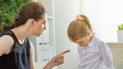 Otrovni efekti roditeljskog "sram te bilo"