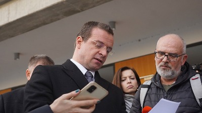Advokat Čedomir Stojković pušten iz pritvora