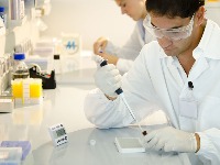 SKANDAL KOJI TRESE SRBIJU Poznata beogradska laboratorija "Superlab" OSTALA BEZ AKREDITACIJE! Inspektori zgroženi onim što su zatekli