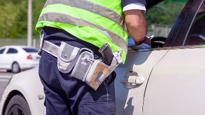 Kontra smerom vozio na auto-putu, a kolima bilo DETE