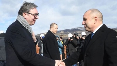 Vučić čestitao pobedu Rumenu Radevu na parlamentarnim izborima