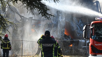 Eksplozija u Zrenjaninu: Izgorela radionica (FOTO)