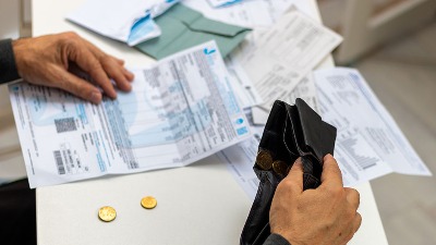 Novogodišnja i božićna čestitka - NOVA POSKUPLJENJA!