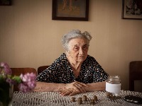 Od danas NOVI USLOVI za odlazak žena u penziju