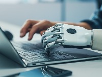 Predvideo da bi AI mogao uništiti čovečanstvo već 2027. godine, pa se predomislio: Evo kada prognozira kraj