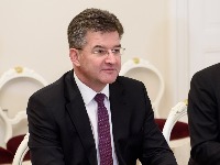 "Osećam se kao IDIOT": Lajčak se konačno oglasio o kontroverznoj prepisci sa Epstajnom