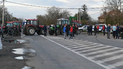 Poljoprivrednici traže sastanak sa Martinovićem