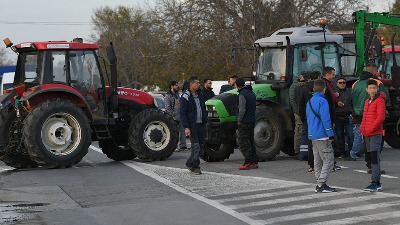 "Ja sam mrtav čovek. Imam dvoje male dece": Ukinute subvencije poljoprivredniku koji je podržao studente - stupa u ŠTRAJK GLAĐU