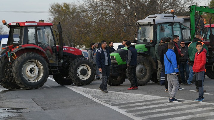 "Ja sam mrtav čovek. Imam dvoje male dece": Ukinute subvencije poljoprivredniku koji je podržao studente - stupa u ŠTRAJK GLAĐU
