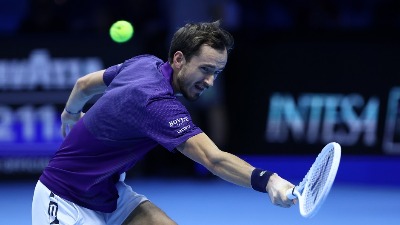 Medvedev "zarobljen" u Dubaiju