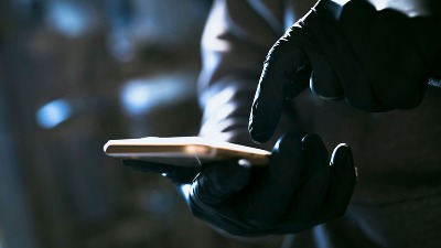 Ozbiljno upozorenje za Android korisnike: Ove aplikacije vas prate i kradu podatke