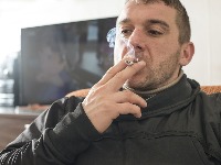 MALO PUŠIMO Srpski Filip Moris ima pad profita