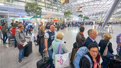 Na aerodromu uhapšen državljanin Turske sa lažnim pasošem