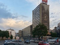 Pala kamena ploča sa hotela Slavija!