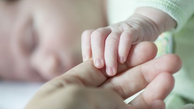 Pada broj rođenih beba u Srbiji