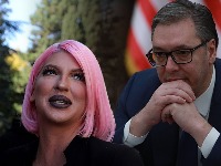Karleuša: Vučiću život ugrožen, nadstrešnica akt stranih službi