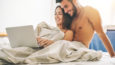 Je l' normalno više puta dnevno imati seks?