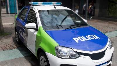 Dečak pucao na sve strane po školi: Ima stradalih i ranjenih (VIDEO)