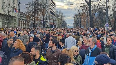 Vučićevo besmisleno brojanje ljudi na protestima