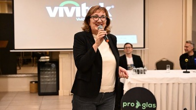Vučić obećava leteće automobile ljudima koji nemaju kanalizaciju