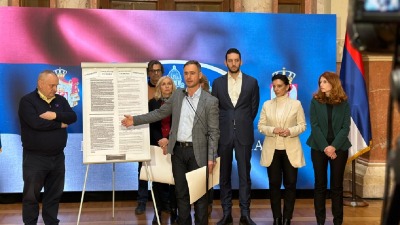 AFERA SNS "Tužilaštvo da utvrdi navode i verodostojnost pisma Ace Papića o tome kako Vučić gradi puteve" (FOTO)