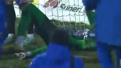 Srpski golman polomio ruku, vrištao od bolova (VIDEO)