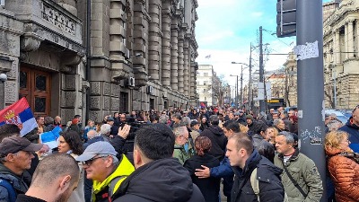 "DOSTA JE BEZVLAŠĆA" Građani na ulici zbog smenjenih tužiteljki! (VIDEO I FOTO)