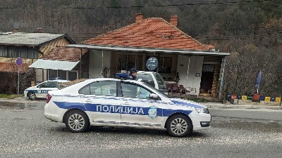 Uhapšene žene koje su htele Vučiću da predaju protestno pismo