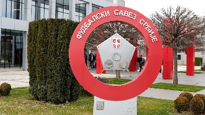 Besposličarima šut karte! "Ćaci" ekipa leti iz FSS