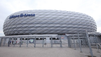 Preminuo čuveni fudbaler Bajerna