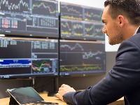 VELIKE PROMENE NA BERZI: Novi zakon menja pravila preuzimanja firmi u Srbiji