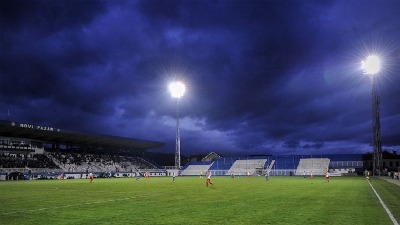 Stadion Novog Pazara prazan protiv Partizana