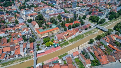 Suspendovan profesor koji je tražio od učenika da afirmativno pišu o rudarenju litijuma