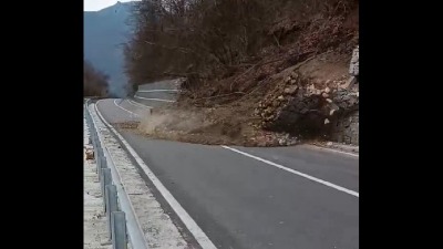 Inspekcija u "Putevima Srbije" zbog urušavanja zida
