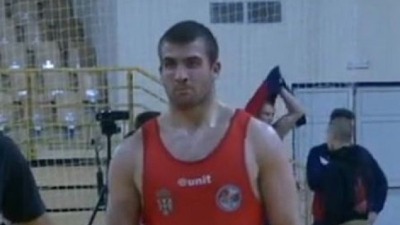 Rvač se posvađao sa muškarcem, ovaj ga izbo nožem