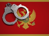 Pali sa drogom i kriptovanim telefonima: Uhapšeni pripadnici kavačkog klana