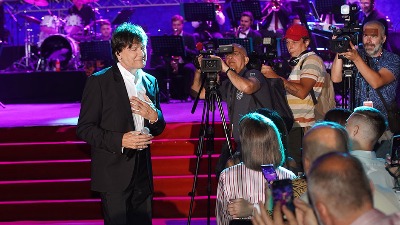 Evo kako su Zdravko Čolić i njegova porodica nakon što je bačena bomba na njihovu kuću