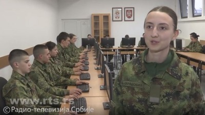 Devojke u vojsci razbijaju predrasude